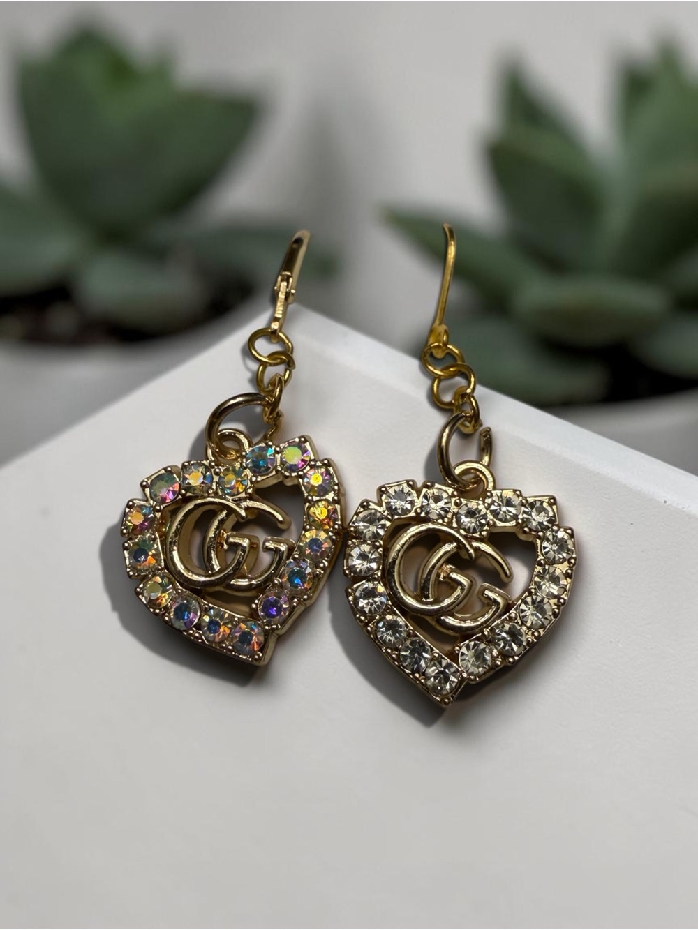 Gucci gold - iridescent Heart zipper pulls/charms